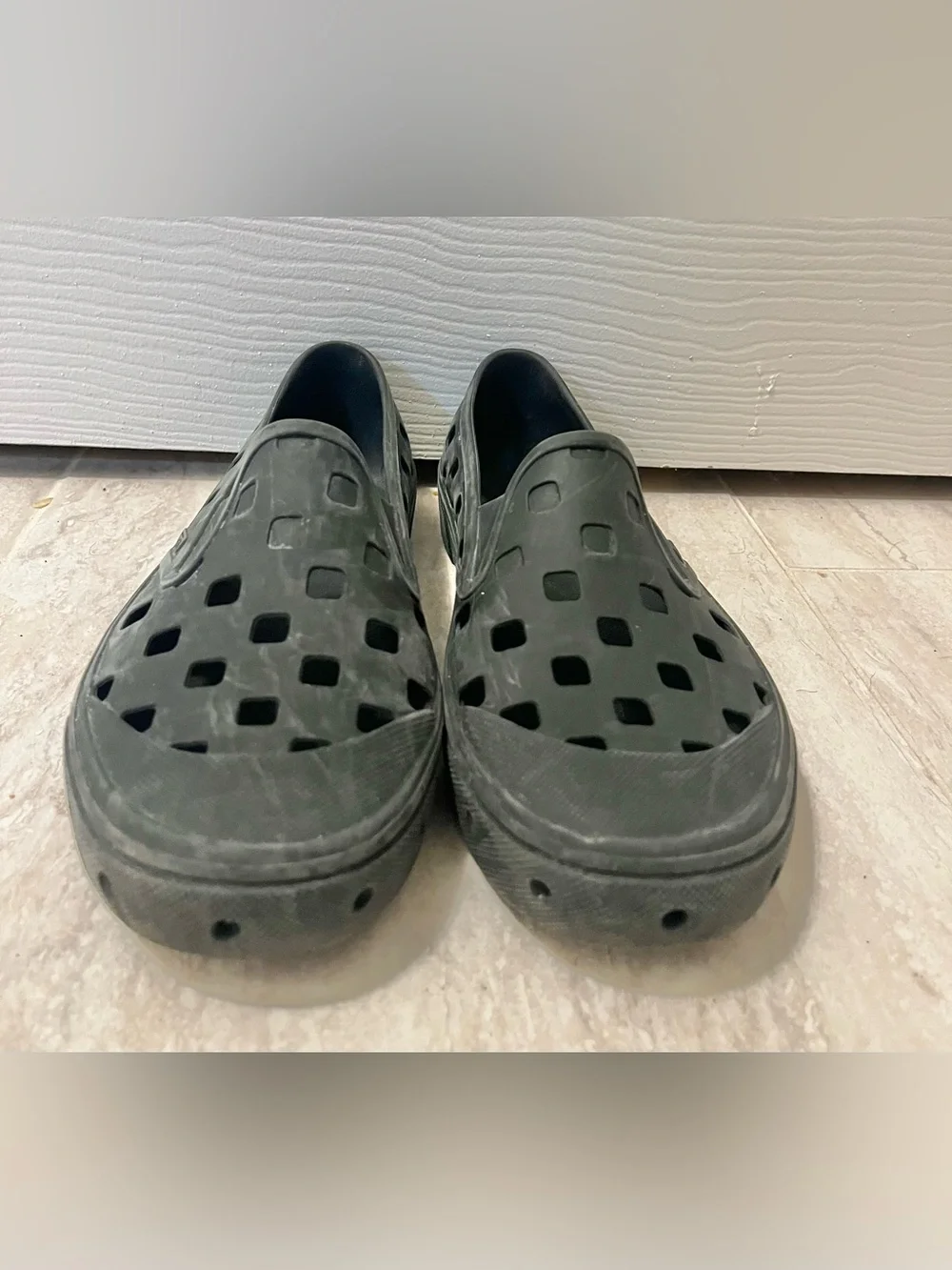 Vans Slip On TRK All Black Mens 7 VN0A5HF8BLK